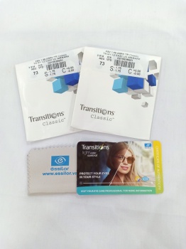 Mắt kính  đổi màu Essilor  1.56